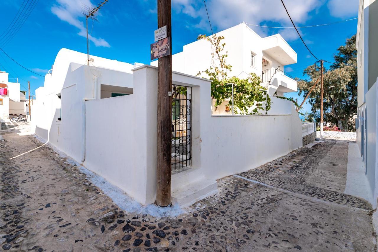 Authentic Santorinian Home Experience Тира Экстерьер фото