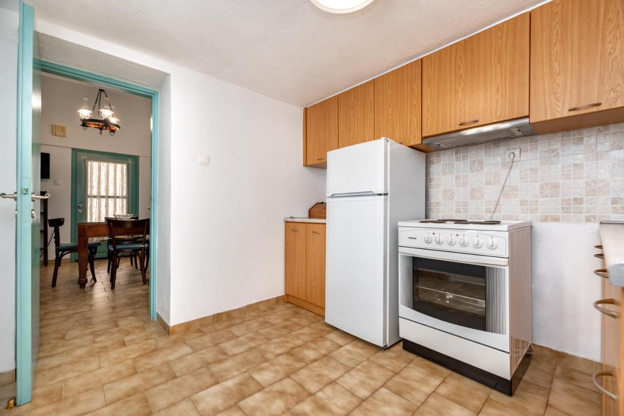 Authentic Santorinian Home Experience Тира Экстерьер фото