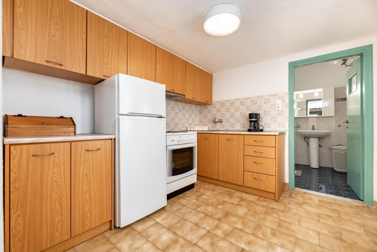 Authentic Santorinian Home Experience Тира Экстерьер фото